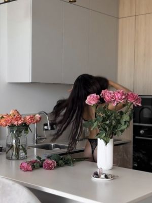 Альбина  — секс с эскортницей в Рязани